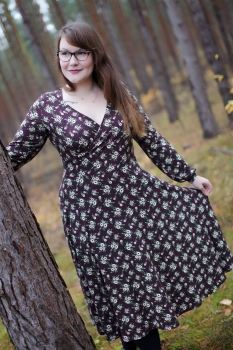 eBook Wickelkleid "Lena" Größe 30-50 Schnittmuster & Nähanleitung