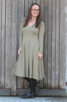 eBook Wickelkleid "Lena" Größe 30-50 Schnittmuster & Nähanleitung