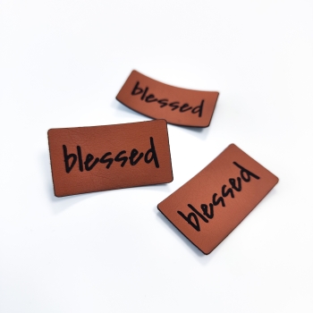 Kunstleder-Label "blessed" braun