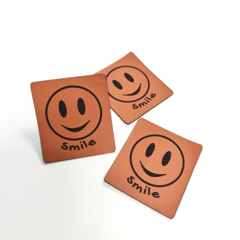 Kunstleder-Label "smile" braun