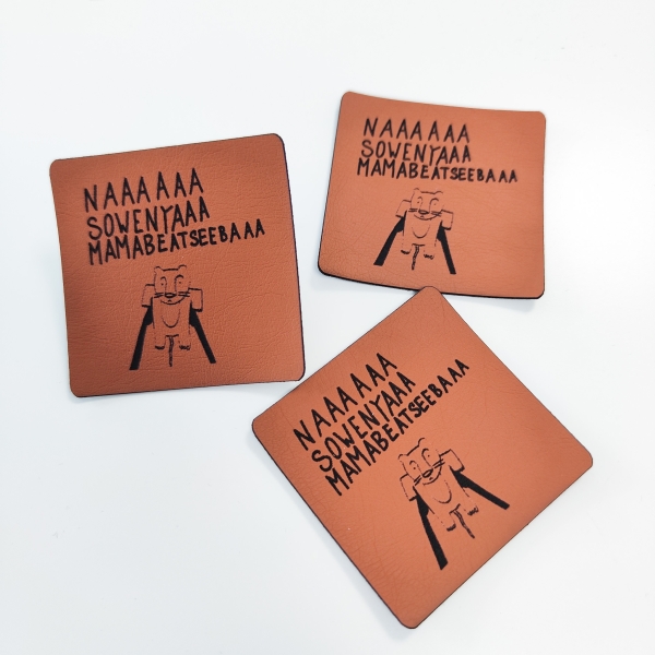 Kunstleder-Label "Naaaaaa sowenya...." braun